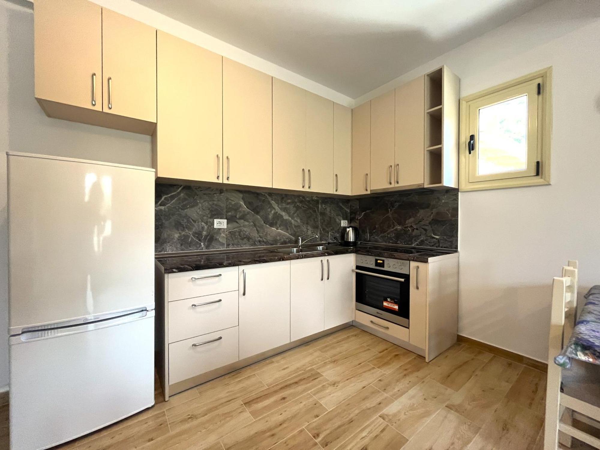 Vila 4 Stinet Vlorë Esterno foto